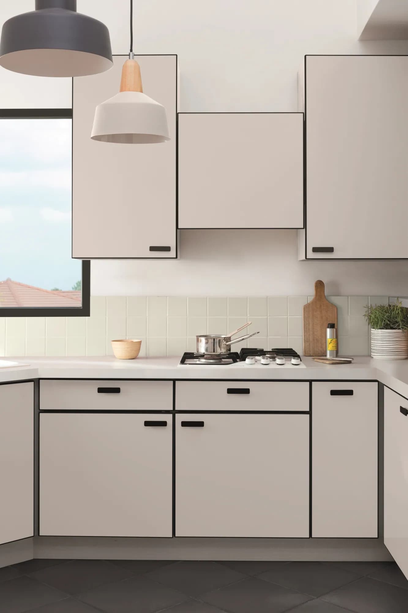 V33 RENOVATION – vopsea pentru bucătărie – direct pe pal, melaminat, lemn masiv, plastic, faianță – pe bază de apă, aspect satinat 4